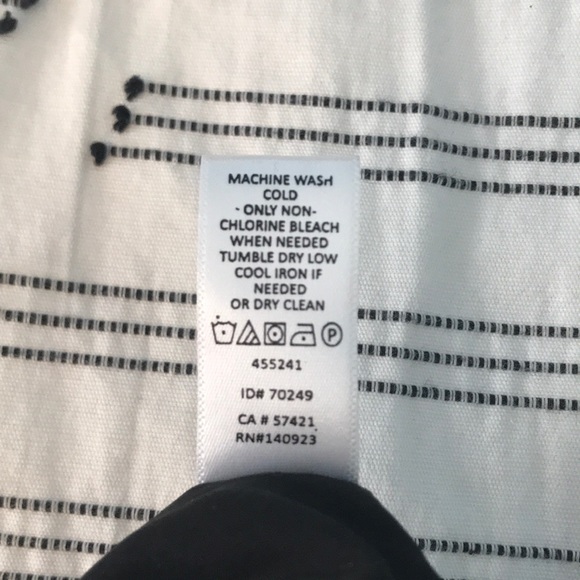 LOFT Black and Blue Patterned Skirt - Picture 5 of 6